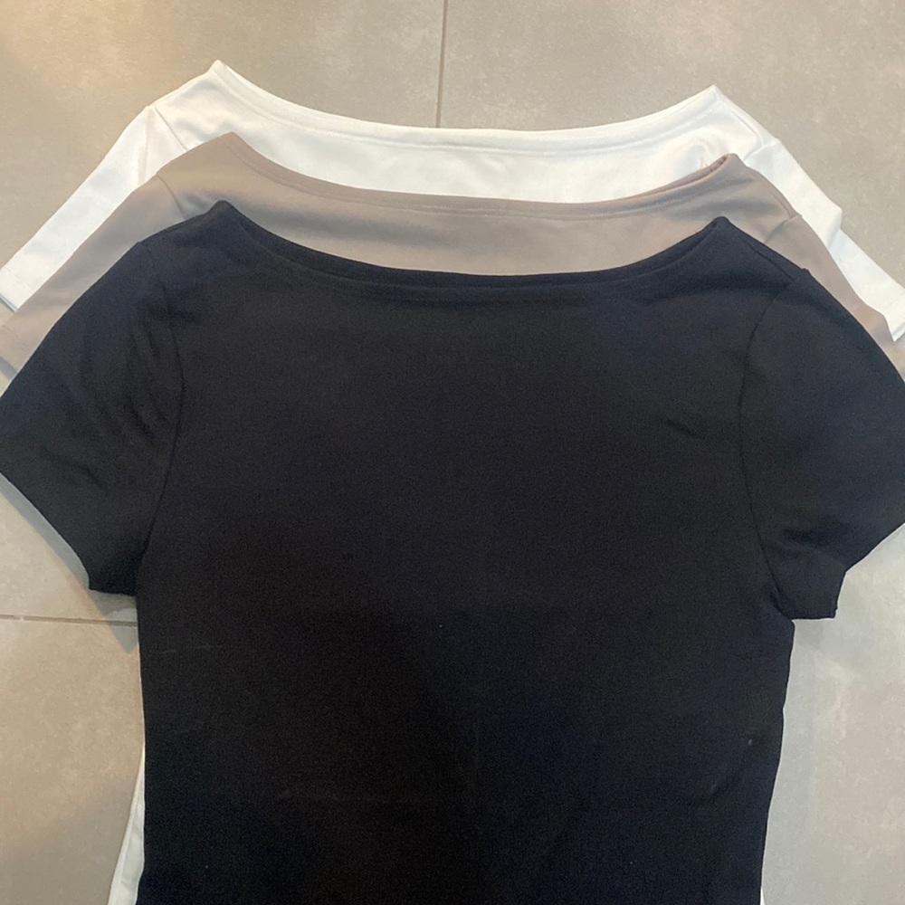 LOT of  short sleeve bodysuits NWOT size Small, buttery soft material.